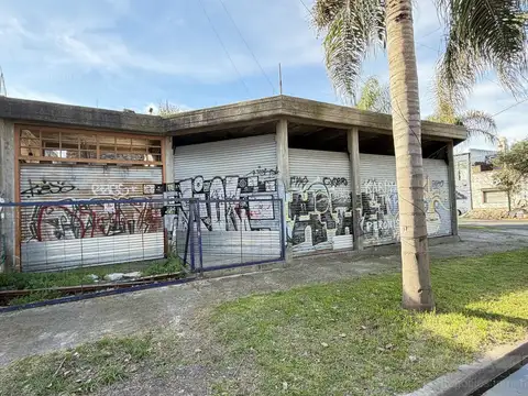Local en Venta en Ituzaingó, USD 105.000