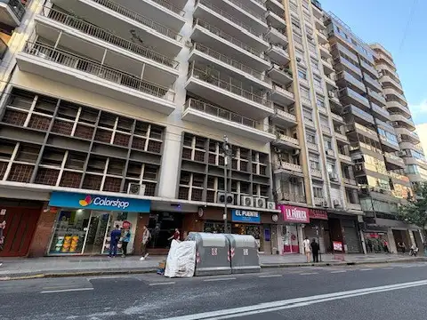DEPARTAMENTO 2 AMBIENTES BARRIO NORTE. APTO PROFESIONAL