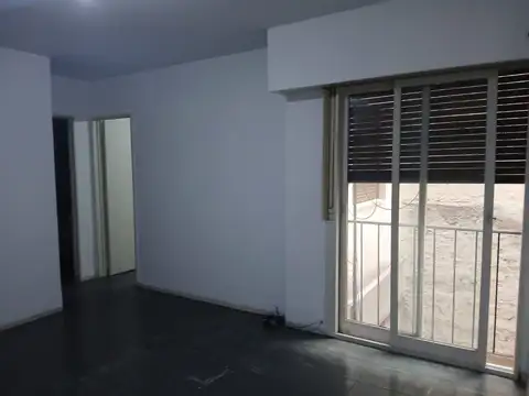Departamento en Alquiler en Parque Patricios, $ 620.000
