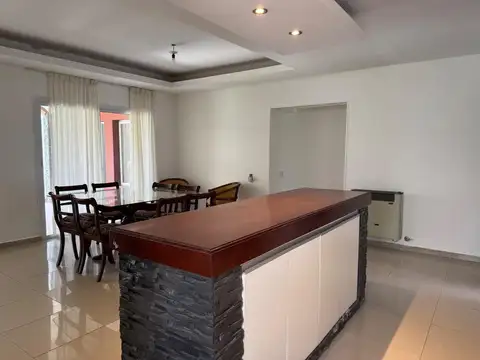 Casa en Alquiler en Yerba Buena, $ 2.200.000
