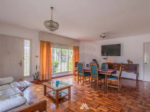 VENTA CASA PUNTA GORDA 4 DORM 3 BAÑOS PISCINA