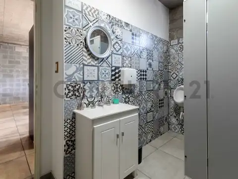 Casa 6 ambientes con 3 baños