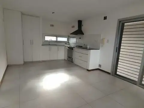 Casa en Alquiler en Manuel B Gonnet, $ 1.750.000