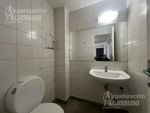 Local en Alquiler en Hipódromo / Panamericana, USD 2.000