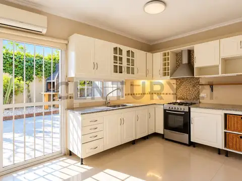 Casa en Venta en Caseros, USD 144.000