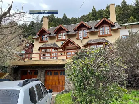 CASA DÚPLEX SAN MARTÍN DE LOS ANDES, PATAGONIA ARGENTINA