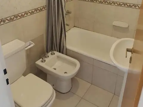 Alquilo departamento de 1 dormitorio.