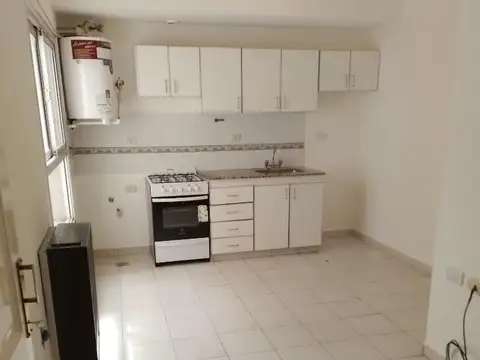 Fotheringham 700, Piso 1