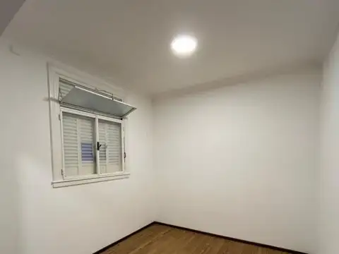 Depto Tipo Casa en Venta en Avellaneda, USD 83.000