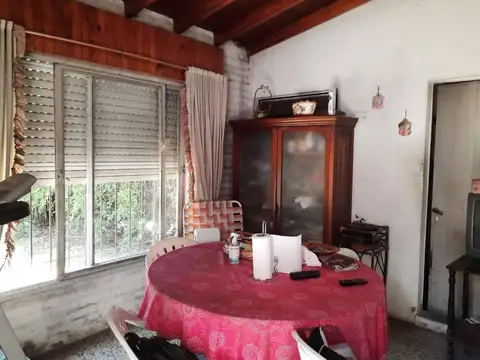 Casa en Venta en Castelar, USD 150.000