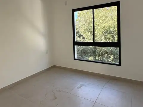 Depto Tipo Casa 3 ambientes con 2 baños