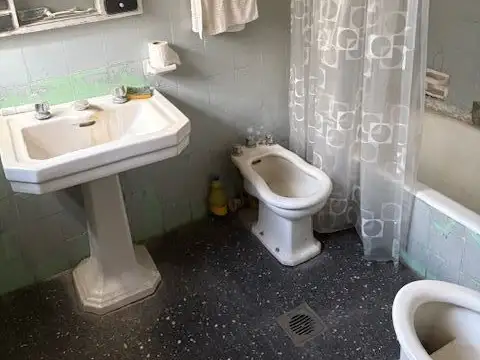 Depto Tipo Casa 2 ambientes con 1 baño