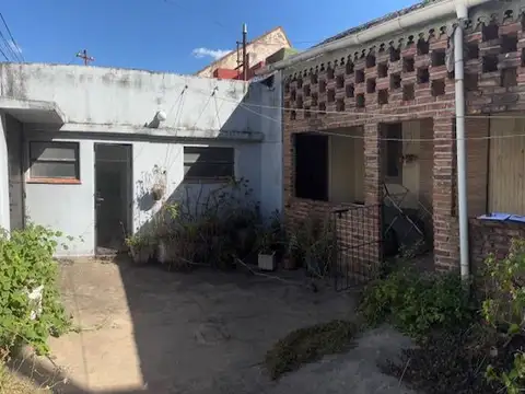 Depto Tipo Casa en Venta de 2 ambientes