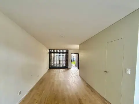 Casa en Venta en Olivos, USD 280.000