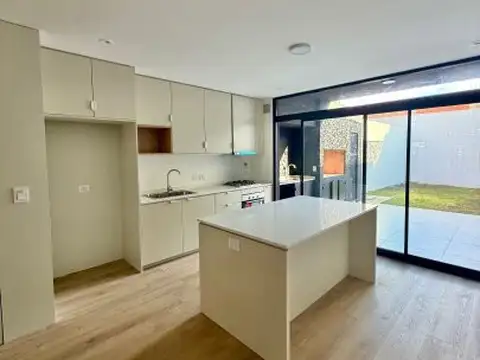 VENTA DE DÚPLEX 4 AMBIENTES- VICENTE LÓPEZ