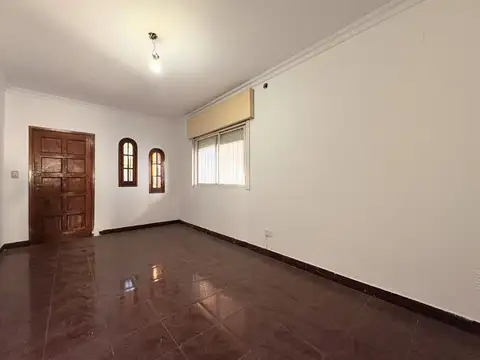 Casa en Venta en Villa Santos Tesei, USD 90.000