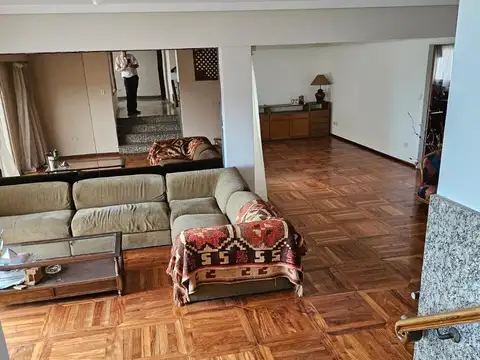 Departamento en Venta con 2 cocheras