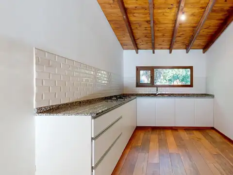 Casa en Venta con 1 cochera
