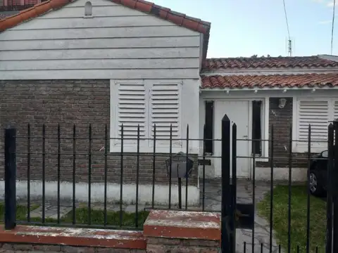 Venta casa 3 ambientes, Temperley