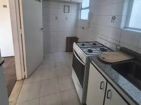 Av. Maipu 3100, Piso 8°