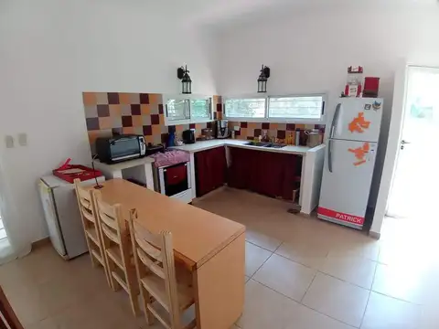Quinta en Alquiler Temporario en La Bota | Parque de 1.200 m², Piscina y Alquiler de 1 a 3 Meses