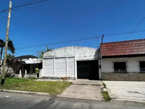 Galpon en Venta en Tolosa, USD 119.000