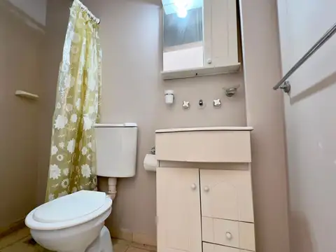 Departamento en Alquiler en Pompeya, $ 360.000