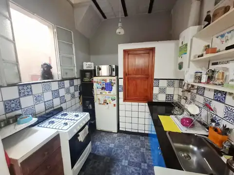 Casa 9 ambientes con 3 baños