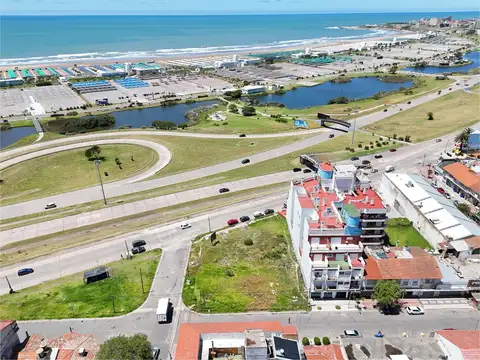 Terreno en Venta 33  mts Frente