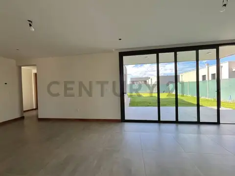 Casa en Venta en Lujan De Cuyo, USD 345.000