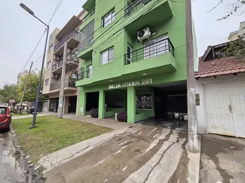 Maestro Angel D'elia 200, Piso 2