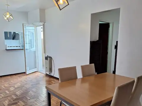 VILLA REAL. AVDA, BEIRO 5500. DTO.2 AMB. AMPLIO COMO NUEVO 45 M2.