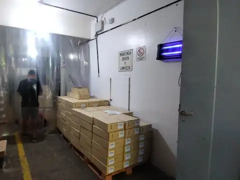 Galpon en Venta 25  mts Fondo