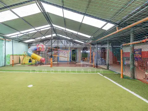 Casa 4 ambientes con 5 baños