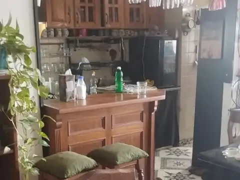 Departamento 4 Ambientes Sobre Avda. Lafuente 1500