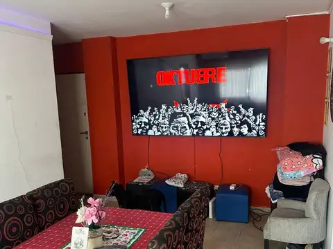 Presidente Peron 2800, Piso 4