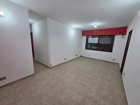 Presidente Peron 2800, Piso 4
