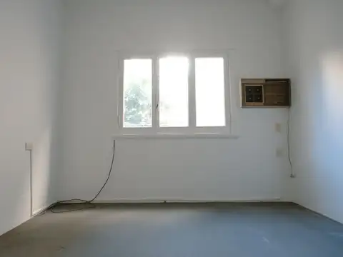 Oficina en Alquiler 80 años