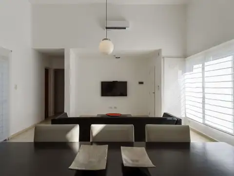 VENTA CASA RIO CEBALLOS CON PILETA