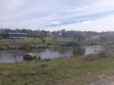 Casa 2 ambientes con 2 baños