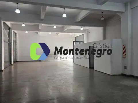 IMPORTANTE LOCAL EN ALQUILER FLORENCIO VARELA
