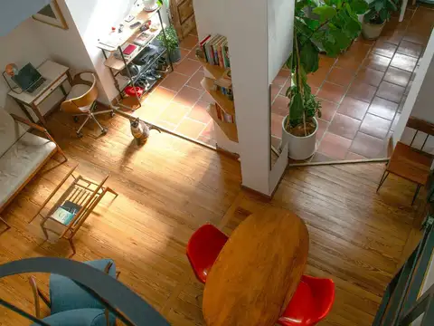 VENTA PH DOS AMBIENTES CON TERRAZA PROPIA ALMAGRO