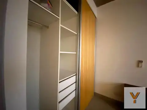 Casa 5 ambientes con 4 baños