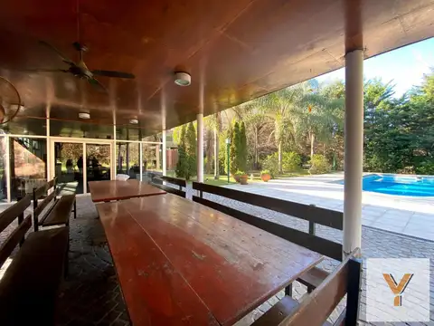 Casa en venta - 4 Dormitorios 4 Baños - Cocheras - 5.229Mts2 - Exaltación de la Cruz