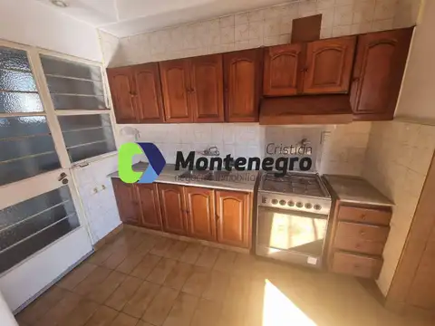 Local en Venta en Berazategui, USD 235.000