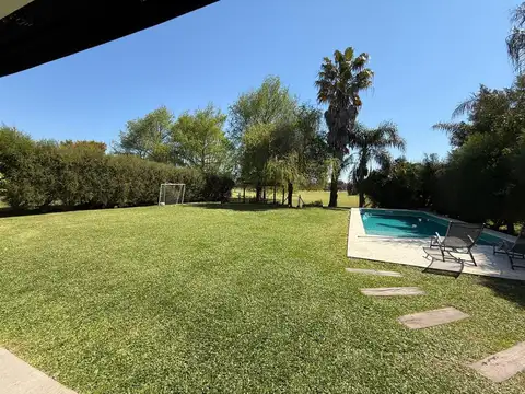 Casa en Alquiler al Oeste