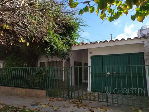 Casa en  ALQUILER