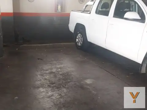 Cochera en venta - 14Mts2 - Balvanera