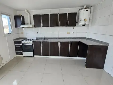 Bestoso 301 , Piso 1
