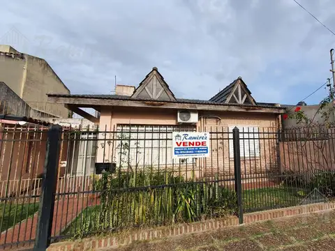 Casa en venta 3 ambientes - Moreno Sur